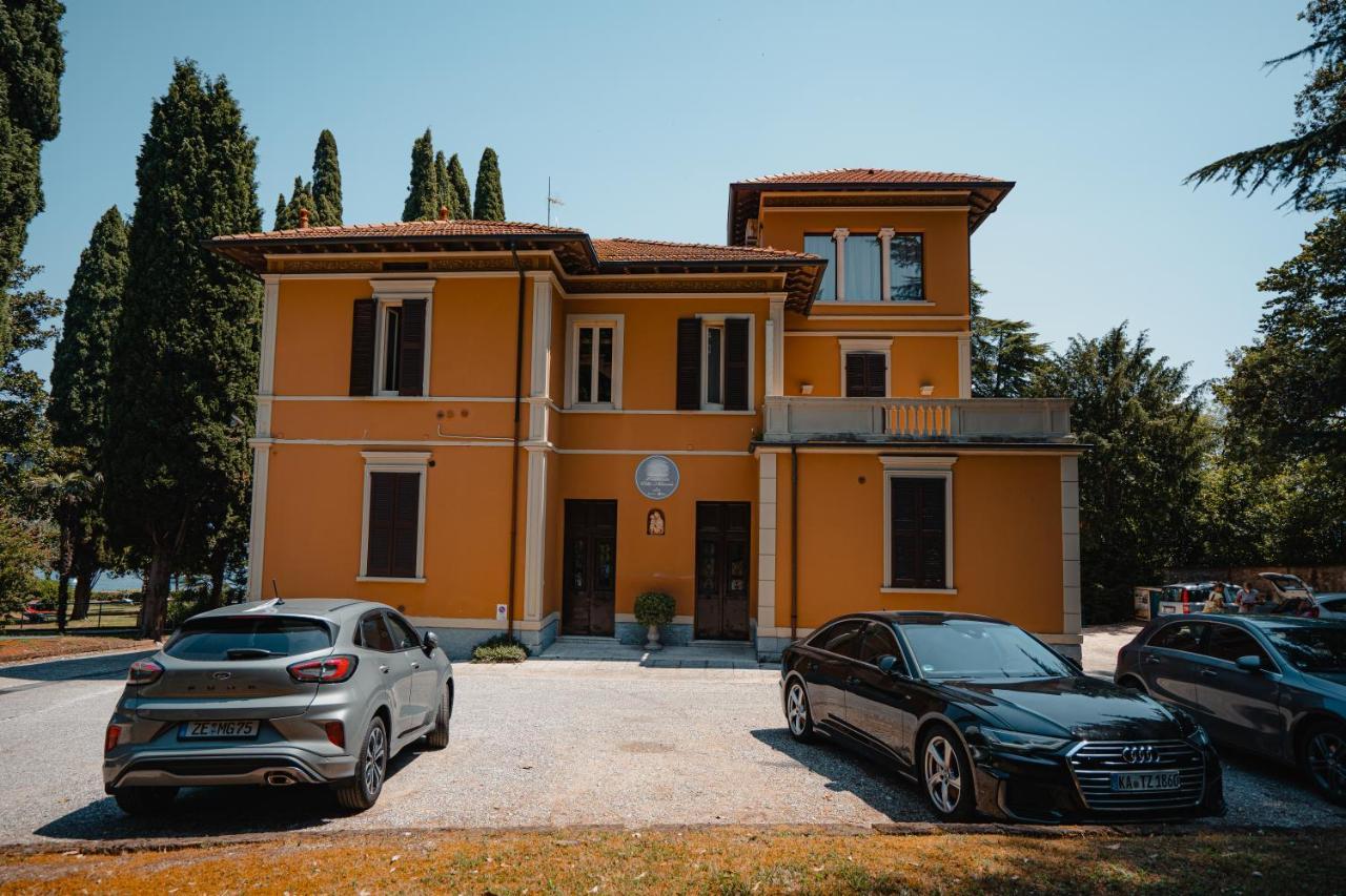 Villa Mimosa Au Lac - Estella Hotels Italia Toscolano Maderno Exterior photo
